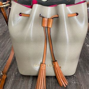 Dooney & Bourke Bag